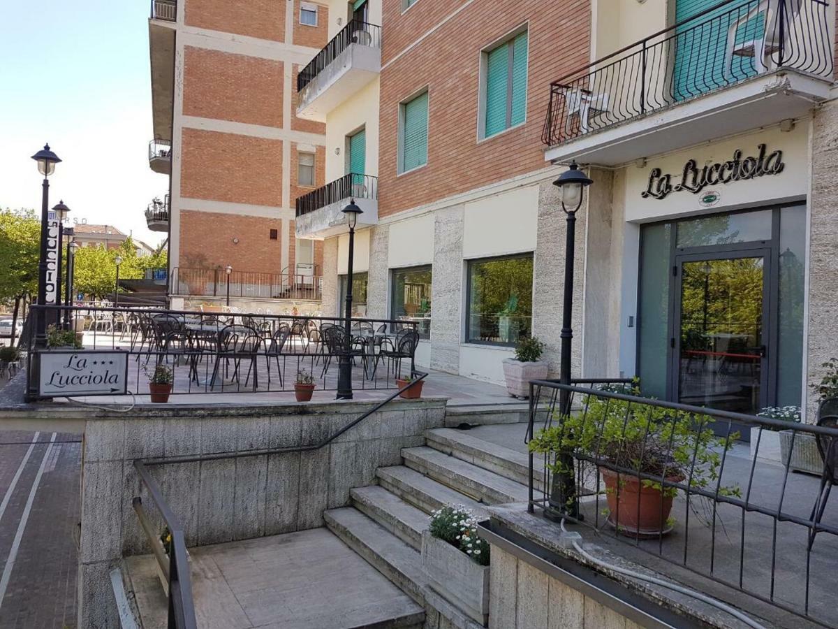 Hotel La Lucciola Chianciano Terme Exteriér fotografie